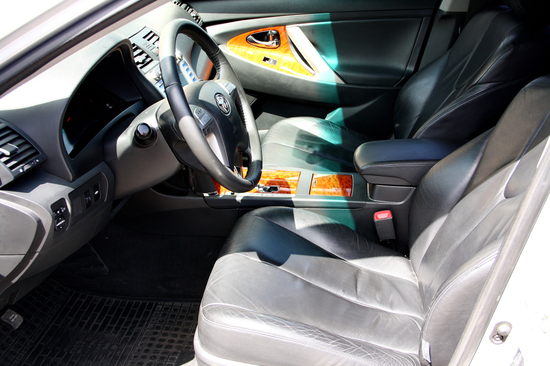 Toyota Camry XLE